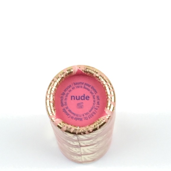 SOLD Tarte Bundle makeup wipes, lip, moisturizer - Picture 7 of 8